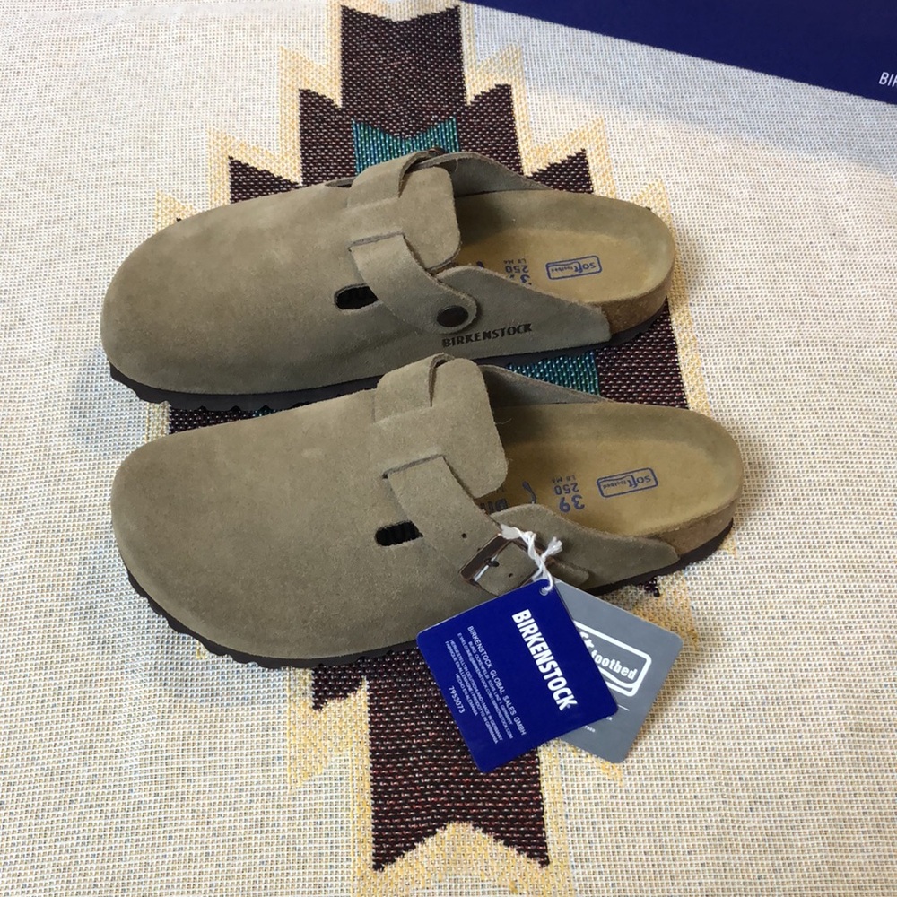 🧚🏼🧚🏼Bitkenston Boston Female Clog Suede Soft Footbed(Taupe) - Picture 3 of 6